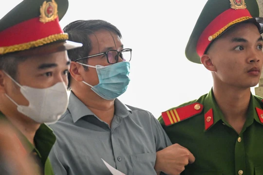 Xét xử cựu Phó Chủ nhiệm Văn phòng Quốc hội Phạm Thái Hà