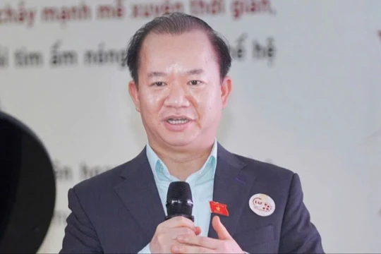 PGS.TS Bùi Hoài Sơn - Ủy viên thường trực Ủy ban Văn hoá, Giáo dục của Quốc hội.