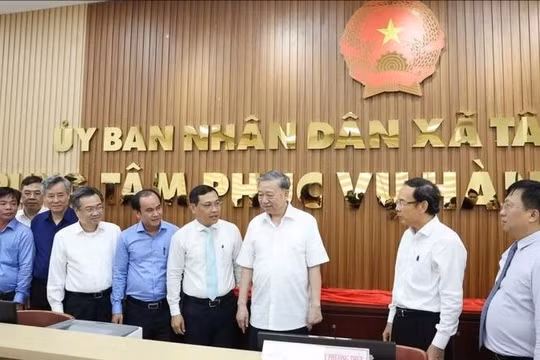 Tổng Bí thư: Chính quyền mới phải phục vụ nhân dân tốt hơn, không để gián đoạn