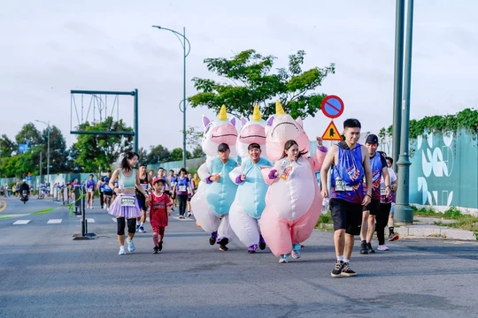 4.000 vận động viên tham dự giải chạy bán Marathon TP Thủ Đức lần 2