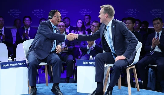 Thủ tướng: Việt Nam tự tin, bản lĩnh để giữ cân bằng dựa trên nguyên tắc