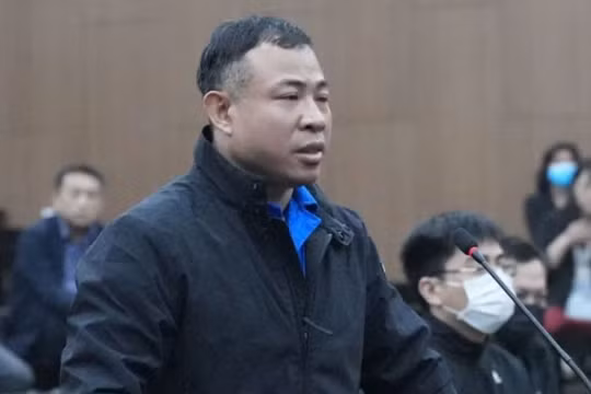 Xét xử vụ cháy 56 người tử vong: Quanh co lời khai "không biết, không nhớ"