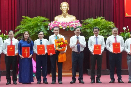 Cần Thơ công bố các quyết định về sắp xếp, tinh gọn bộ máy