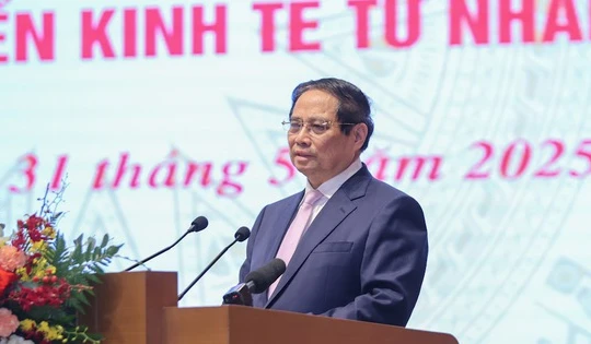 TỔNG THUẬT: Tọa đàm của Thủ tướng Chính phủ với doanh nghiệp về phát triển kinh tế tư nhân