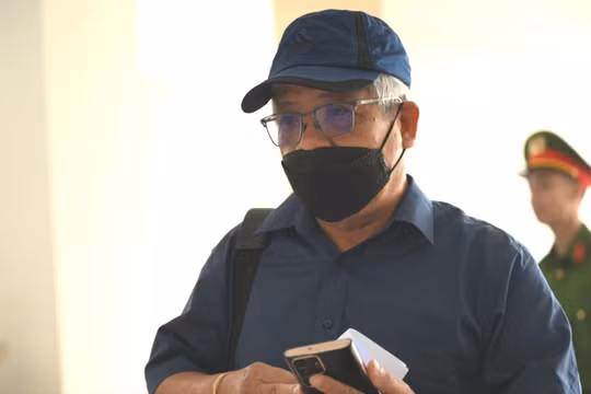 Cựu Thứ trưởng Bộ TNMT hầu tòa vụ án khai thác lậu 736 tỷ đồng đất hiếm