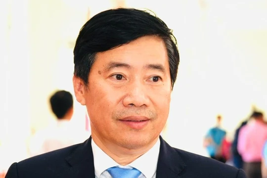 Chủ tịch tỉnh Đồng Tháp xin nghỉ hưu trước tuổi