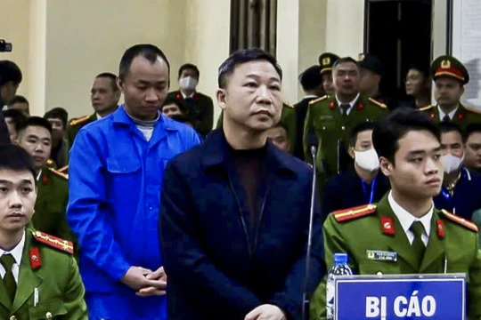 Ông Lưu Bình Nhưỡng bị tuyên phạt 13 năm tù giam