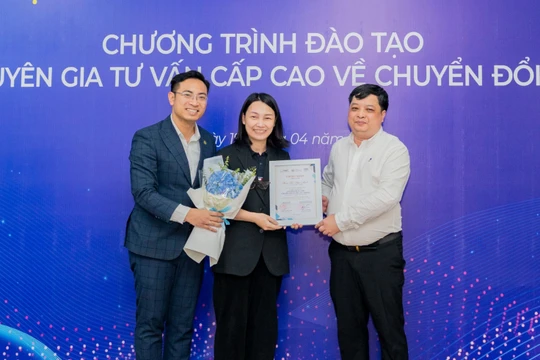 Khai giảng Khóa 3 chương trình “Chuyên gia tư vấn cấp cao về Chuyển đổi số”