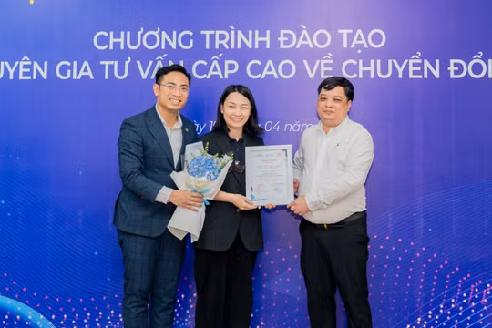 Khai giảng Khóa 3 chương trình “Chuyên gia tư vấn cấp cao về Chuyển đổi số”