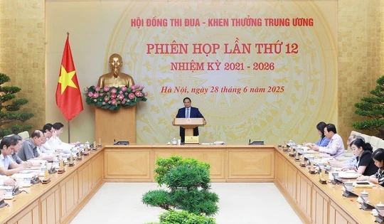 Thủ tướng: Phát động phong trào toàn dân thi đua làm giàu và đóng góp xây dựng đất nước