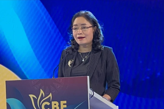 Thứ trưởng Bộ VHTTDL Trịnh Thị Thủy