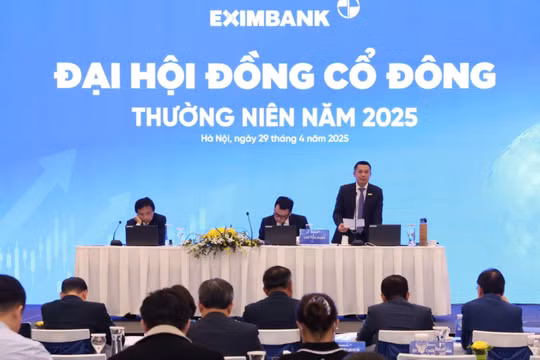 Đại hội đồng cổ đông (ĐHĐCĐ) thường niên năm 2025 của Eximbank. Ảnh: NM 