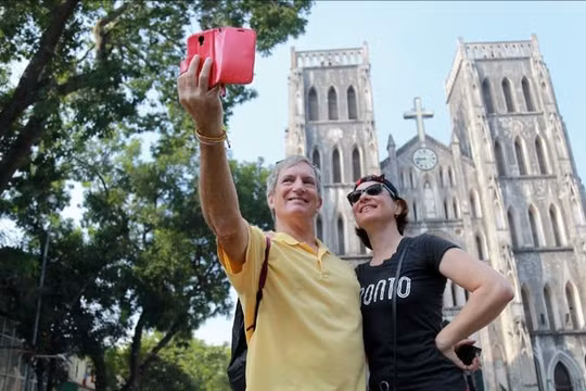 Cải cách chính sách thị thực: Chìa khóa thu hút nhân tài toàn cầu 