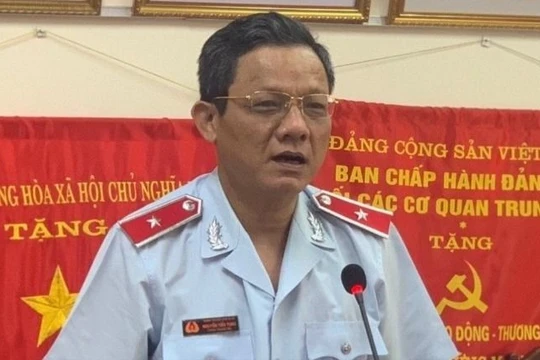 Chánh Thanh tra Bộ LĐ-TB&XH xin nghỉ hưu trước tuổi