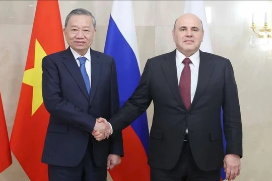 Việt Nam đặc biệt coi trọng quan hệ hữu nghị truyền thống với Liên bang Nga