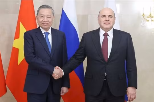 Việt Nam đặc biệt coi trọng quan hệ hữu nghị truyền thống với Liên bang Nga