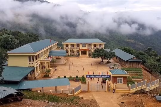 Tiết kiệm chi thường xuyên để hỗ trợ an sinh xã hội, xây trường cho học sinh