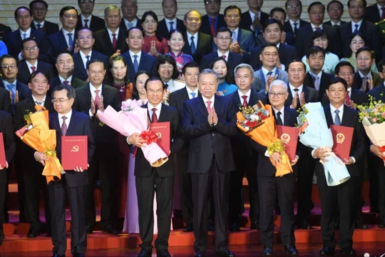 Công bố nhân sự lãnh đạo chủ chốt của 34 tỉnh, thành sau sáp nhập