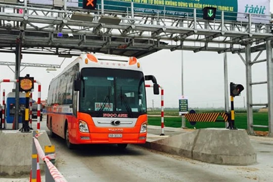 Bộ GT-VT sẽ quyết định mạnh tay với các trạm thu phí BOT - (Ảnh minh họa)