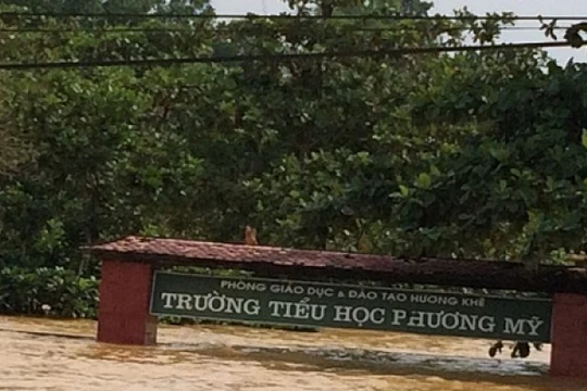 Thủy điện Hố Hô xả lũ khiến nhiều xã tại Hương Khê "nước ngập qua đầu" - (Nguồn Internet)