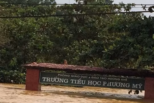 Thủy điện Hố Hô xả lũ khiến nhiều xã tại Hương Khê "nước ngập qua đầu" - (Nguồn Internet)