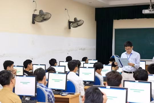 100 thủ khoa được vinh danh lần này sẽ tham gia nhiều hoạt động ý nghĩa- (Ảnh minh họa).