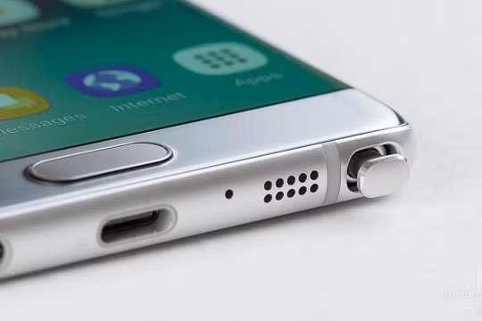 Những mẫu điện thoại "thông minh" tốt nhất hiện nay.