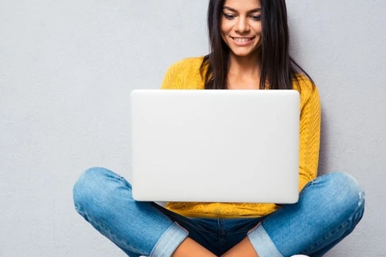 Việc lập trình cho các phần mềm, dự án sẽ được đơn giản hóa bằng các công cụ, dịch vụ có sẵn.