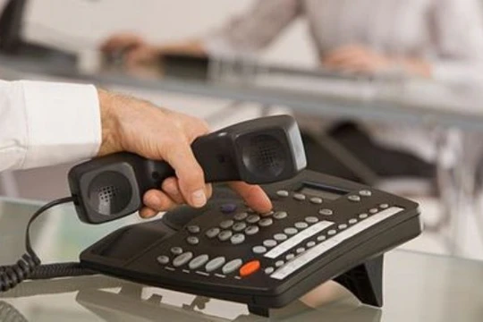 Ủy ban An toàn giao thông Quốc gia vừa công bố 11 số điện thoại đường dây nóng dịp Quốc khánh 2-9- (Ảnh minh họa).