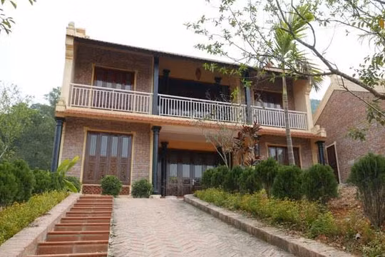 Công ty Thăng Long Xanh đứng ra thu mua đất nông nghiệp và xây dựng hơn 50 biệt thự nhà vườn tại Ba Vì- (Ảnh: Internet).