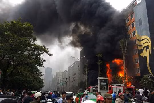 Công an TP Hà Nội đã khởi tố vụ hỏa hoạn tại quán karaoke số 68 Trần Thái Tông (Cầu Giấy, Hà Nội).