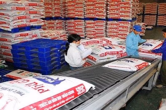 8 tháng đầu năm nay, Việt Nam nhập khẩu gần 2 tỷ USD thức ăn chăn nuôi - (Ảnh minh họa).