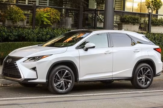 Lexus RX350 bị triệu hồi tại Việt Nam.