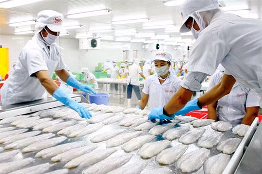 Sẽ bãi bỏ ngay thuế nhập khẩu đối với hơn 59% mặt hàng từ EAEU khi hiệp định thương mại tự do có hiệu lực.