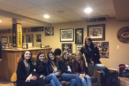 Còn một đôi chân nữa ở đâu?