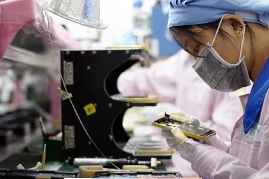 Dây chuyền sản xuất điện thoại