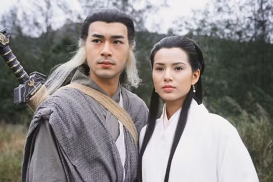 Video: Cười ngất với tình yêu Cô Long và Dương Quá phiên bản mới