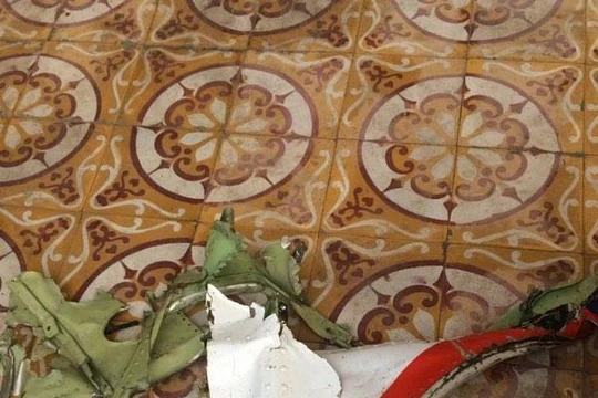 Mảnh vỡ nghi của Casa 212