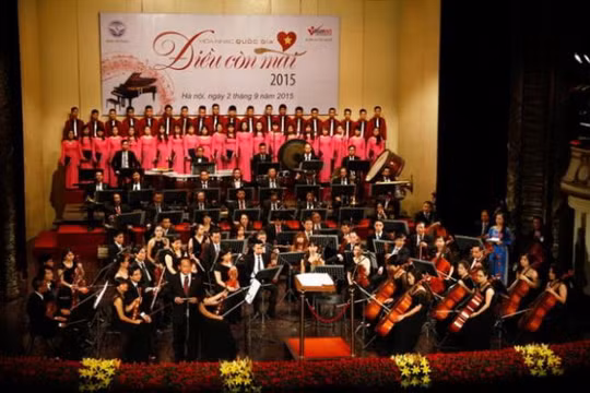 Buổi hòa nhạc "Điều còn mãi năm 2015"