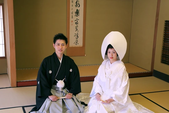 7 mẫu váy cưới độc đáo của các nước châu Á