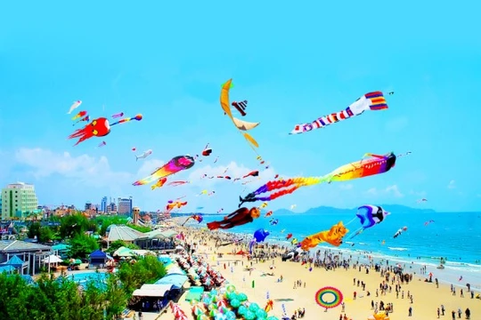 Video: Ăn gì khi đến Vũng Tàu?