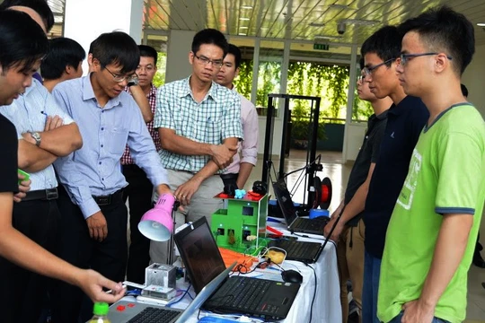 Phòng thí nghiệm IoT vừa được khai trương và đưa vào sử dụng tại khu CNC Hoà Lạc.