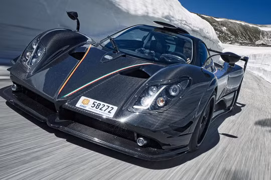 Đến nay vẫn có những phiên bản Zonda độc nhất thuộc series 760 theo đơn đặt hàng của những khách hàng thân thiết như Zonda 760 JC, 760 RS, 760 LM,...