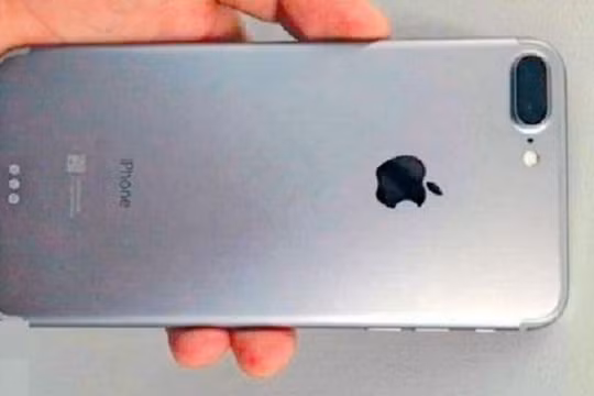 iPhone 7 Plus lộ ảnh thực tế camera kép lồi