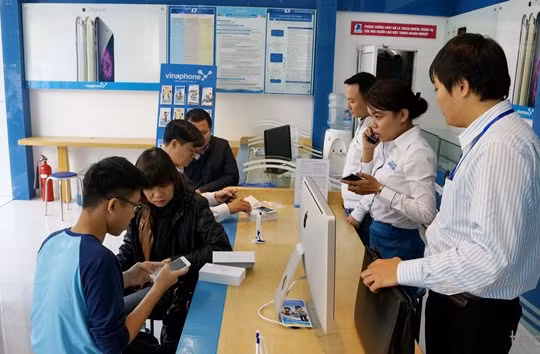 Việc đăng ký thông tin thuê bao di động trả trước chỉ được thực hiện tại các điểm cung cấp dịch vụ viễn thông.