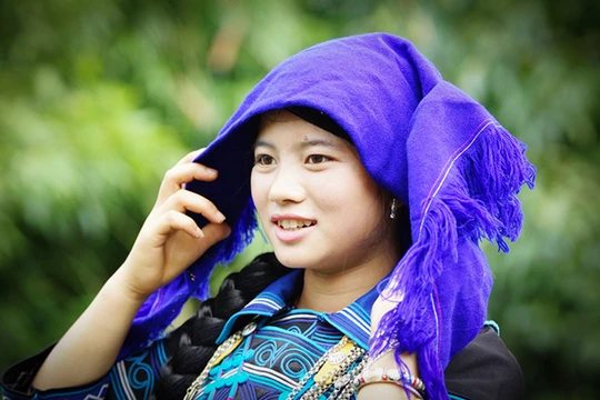 Nét đẹp dịu dàng của cô gái Hà Nhì (Bát Xát).