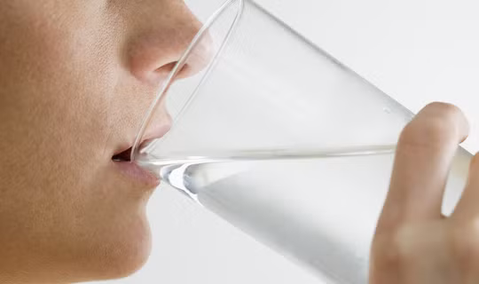 7 điều kỳ lạ nếu bạn chỉ uống nước trong 30 ngày liên tục