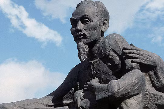 Sẽ có tượng đài Hồ Chí Minh trên quê hương Lenin