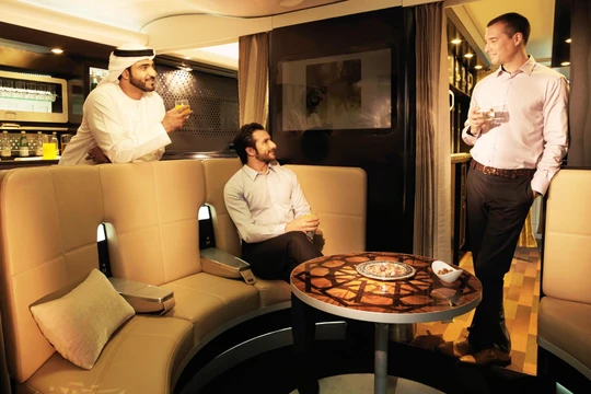 Video: Khám phá vé khứ hồi trị giá 2 tỷ đồng