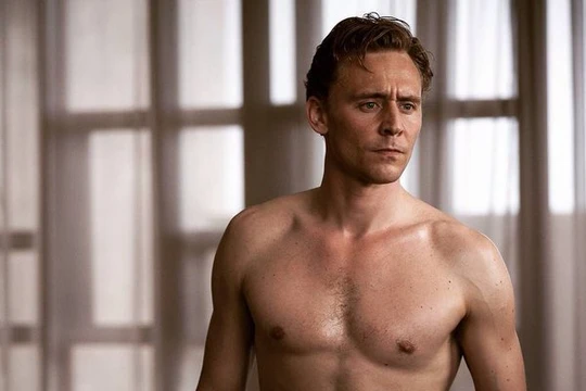 Video: Sao King Kong khoả thân trong phim mới